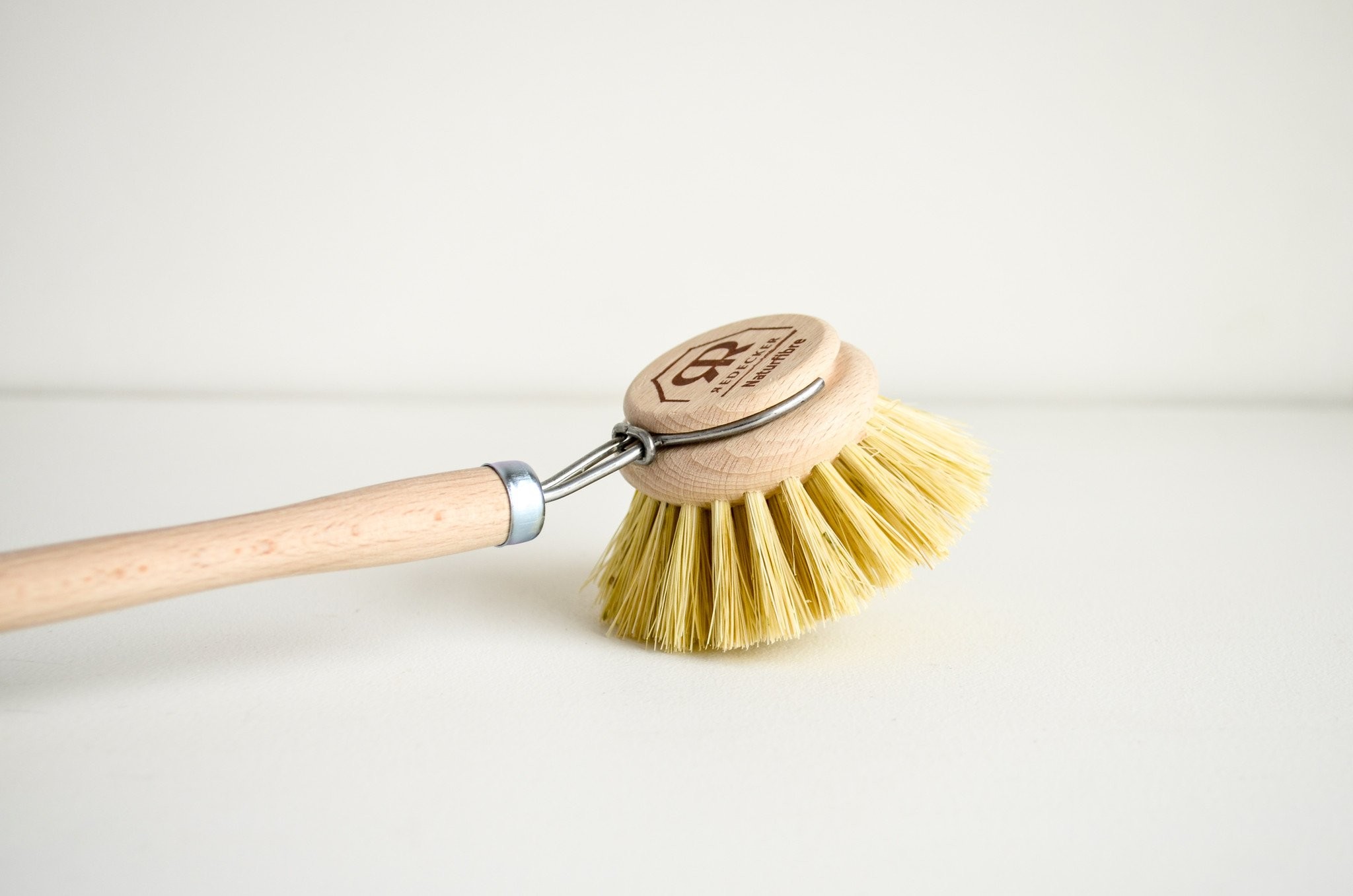 https://www.lalooma.ca/24079/hard-bristles-wooden-dishbrush-redecker.jpg