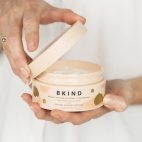 Moisturizing and nourishing hair mask - Bkind