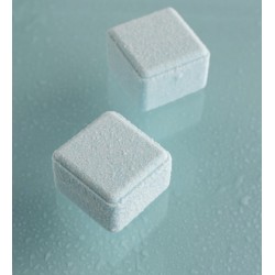 Menthol and eucalyptus shower steam cube